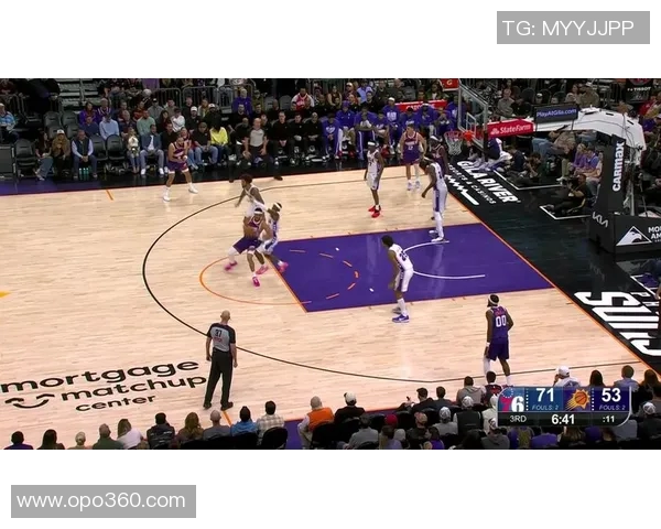 鹈鹕与76人激战正酣球迷期待精彩对决与球星表现